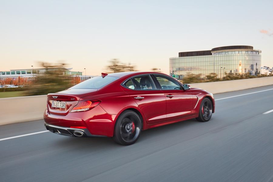  Genesis G70 3.3T 2019 года  (AU) (фото 39 из 40)